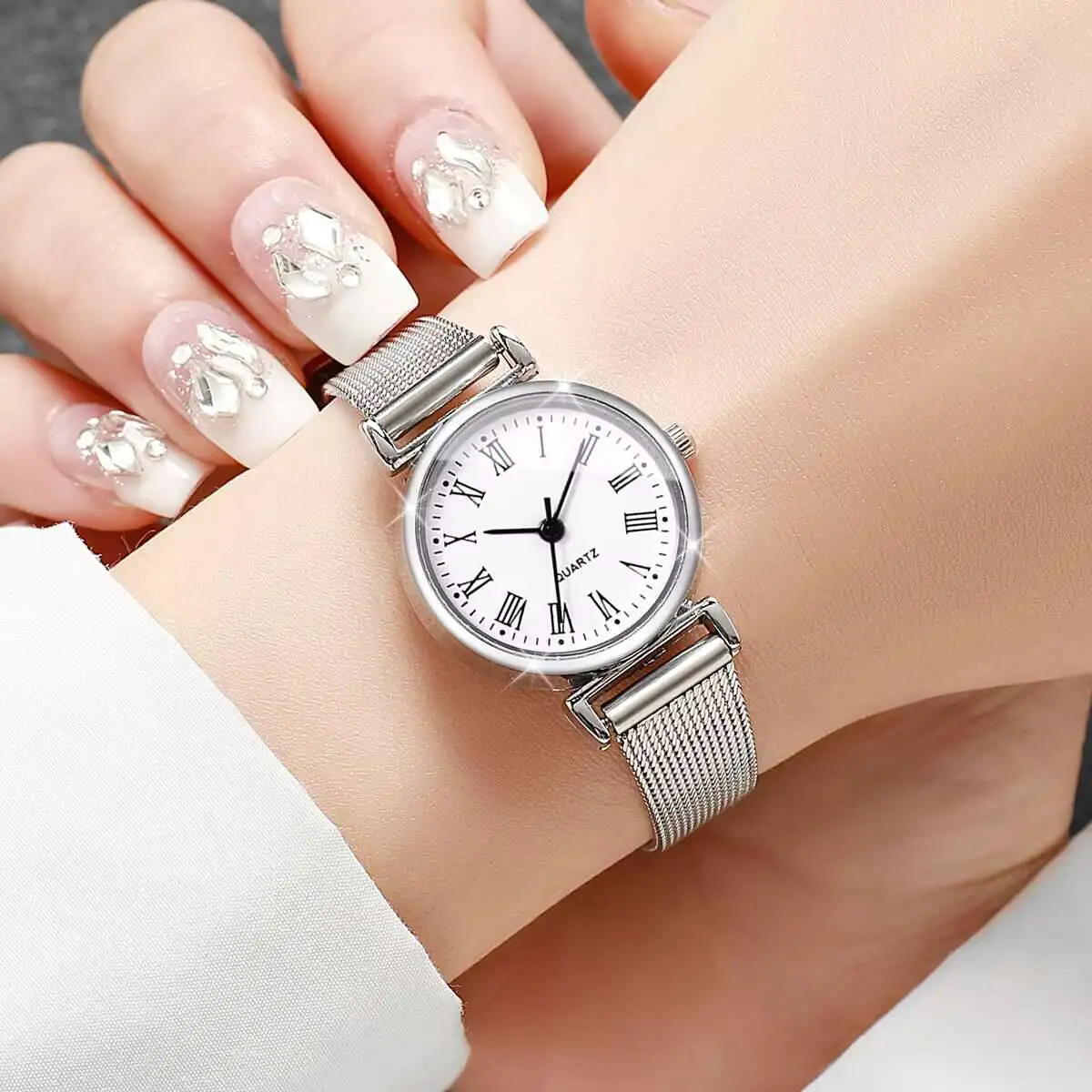 1/2PCS Mode Damenuhren Casual  – Mesh Stainless Strap Bewertung und Preis