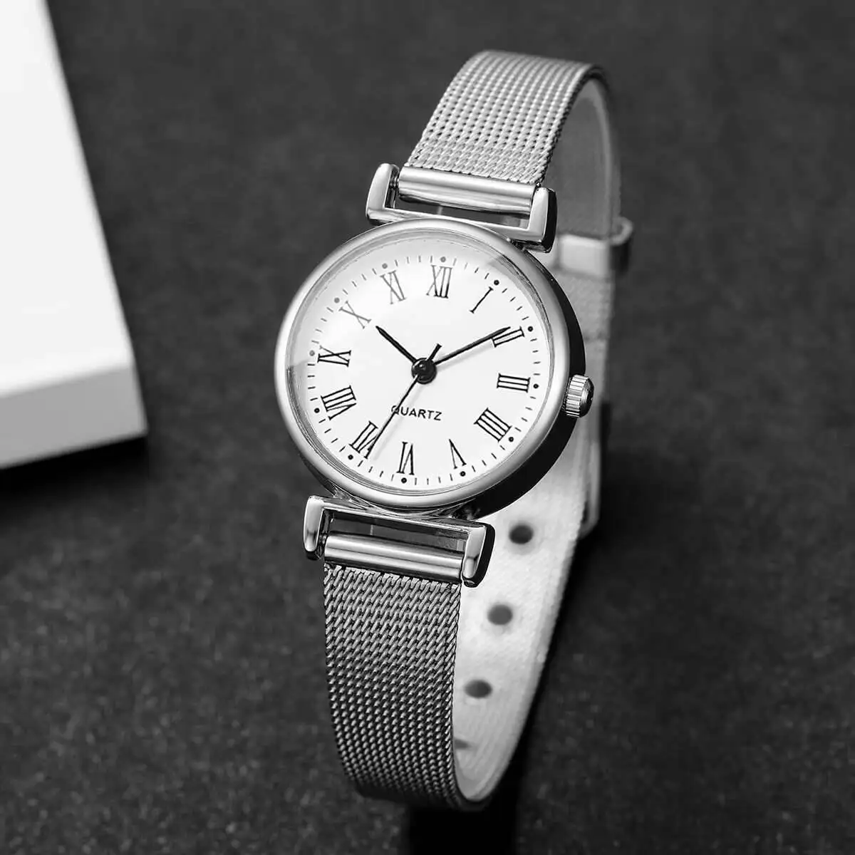 1/2PCS Mode Damenuhren Casual  – Mesh Stainless Strap Bewertung und Preis